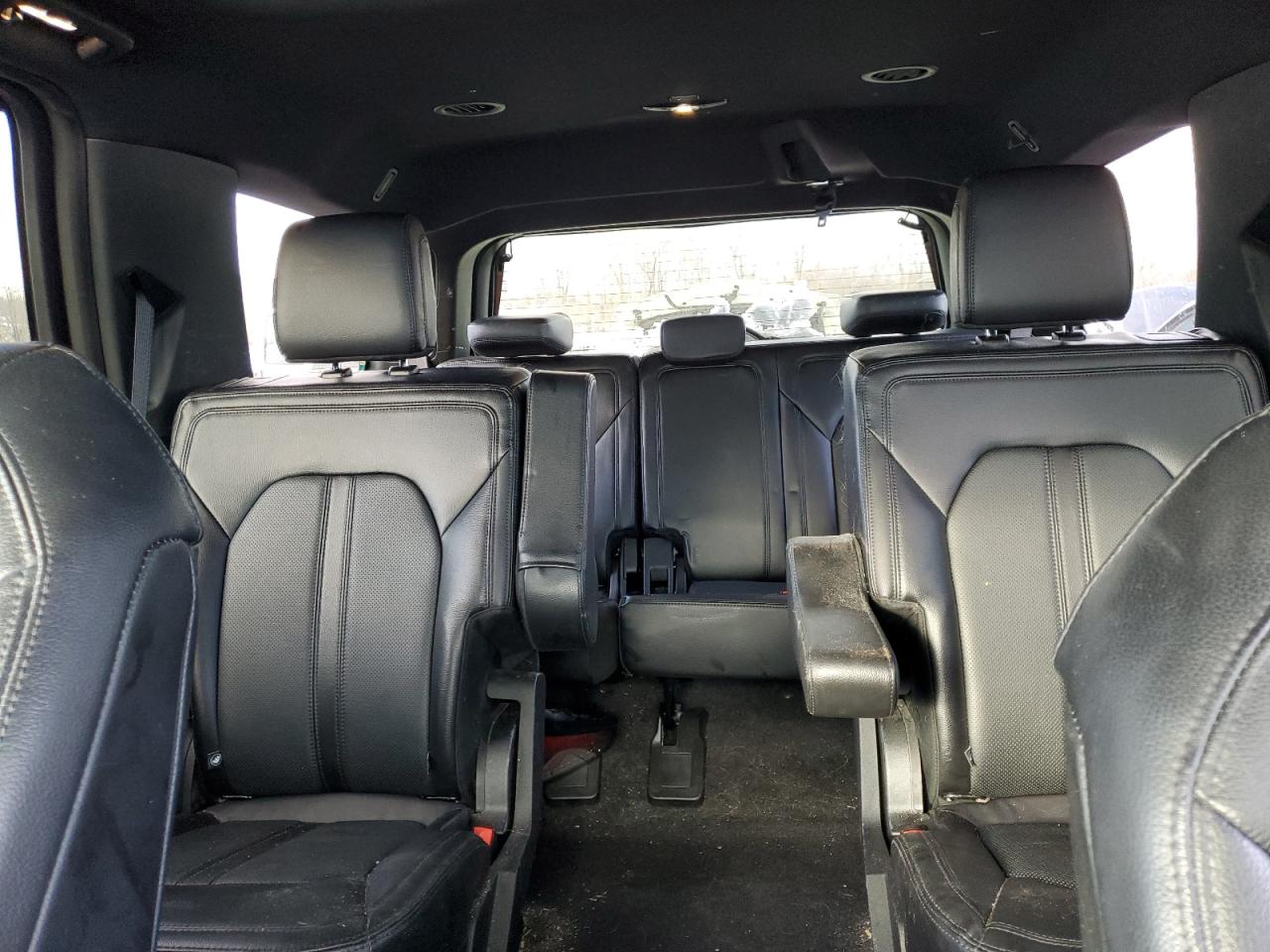 2021 Ford Expedition - Image 10