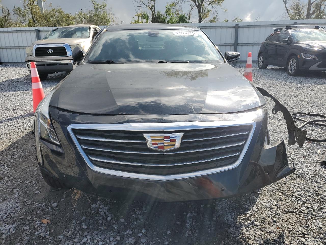 VIN 1G6KA5RX0JU153543 2018 CADILLAC CT6 no.5