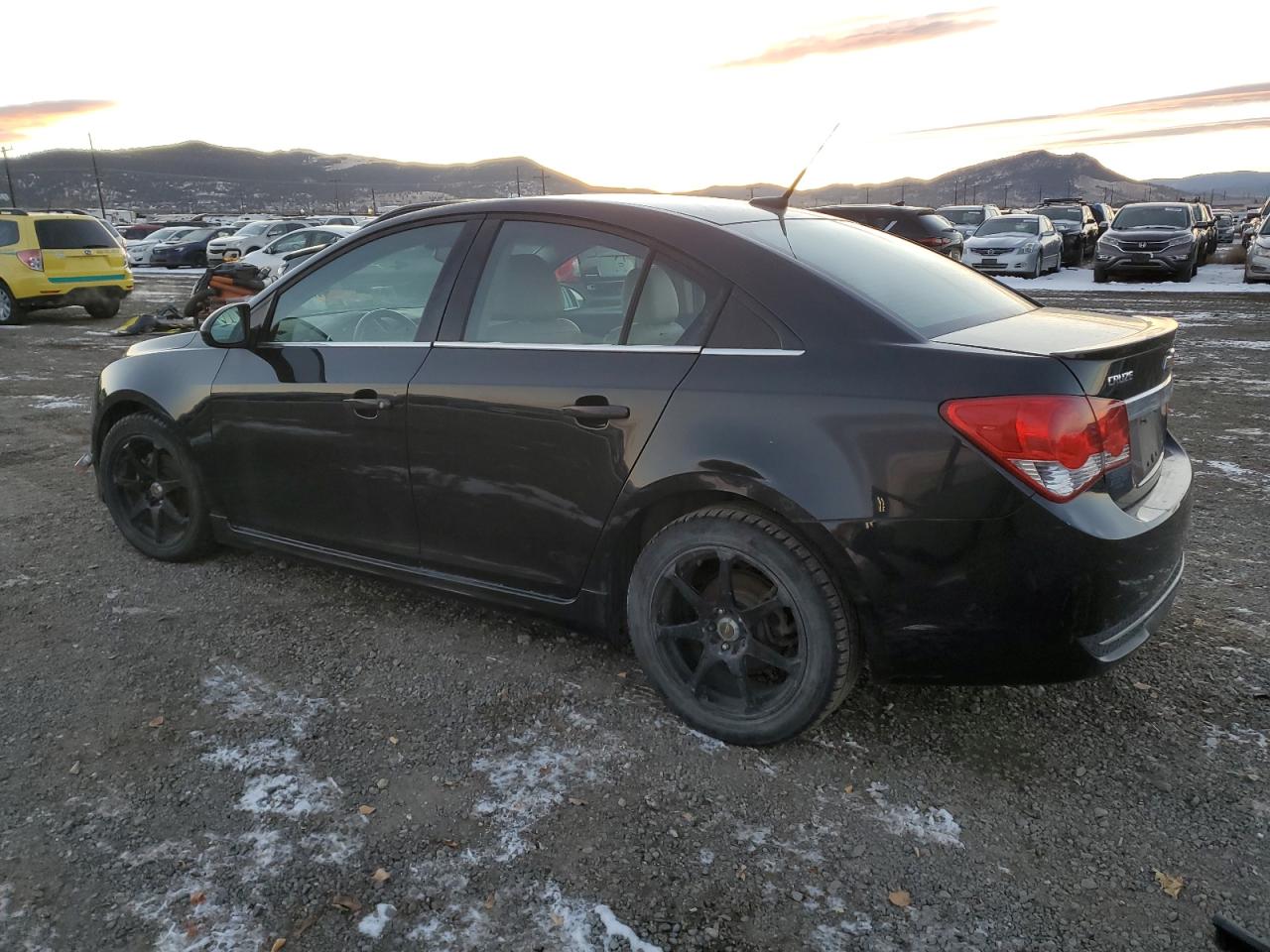 VIN 1G1PE5SB4E7179842 2014 CHEVROLET CRUZE no.2