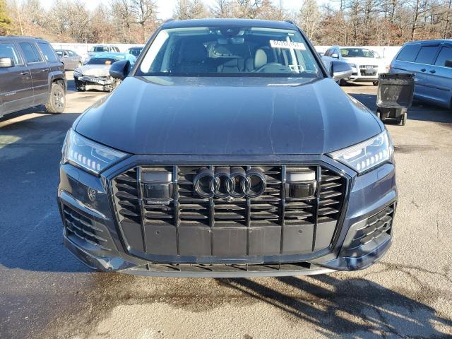  AUDI Q7 2024 Granatowy
