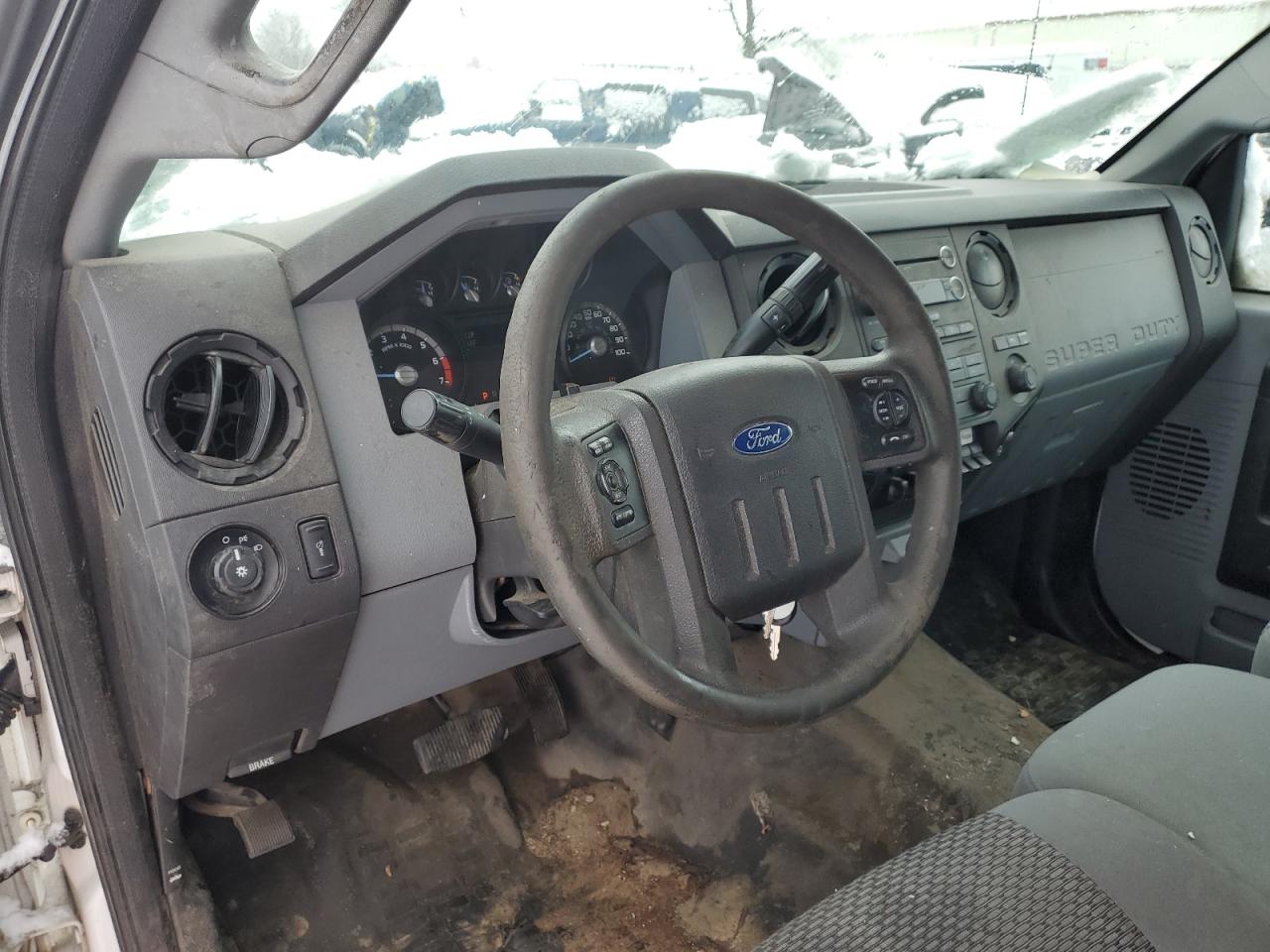 2012 Ford F350 - Image 8
