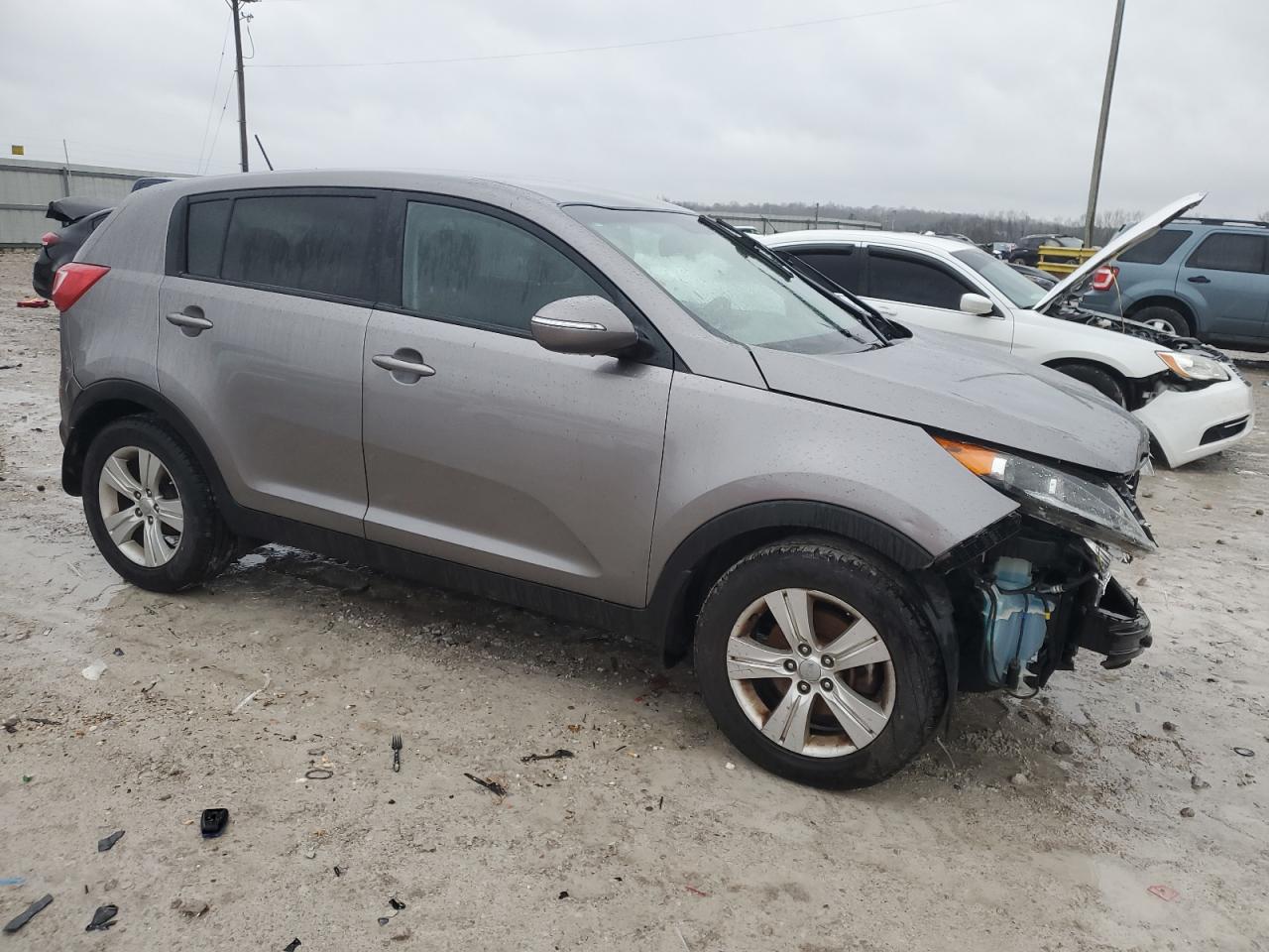 VIN KNDPB3A23D7463757 2013 KIA SPORTAGE no.4