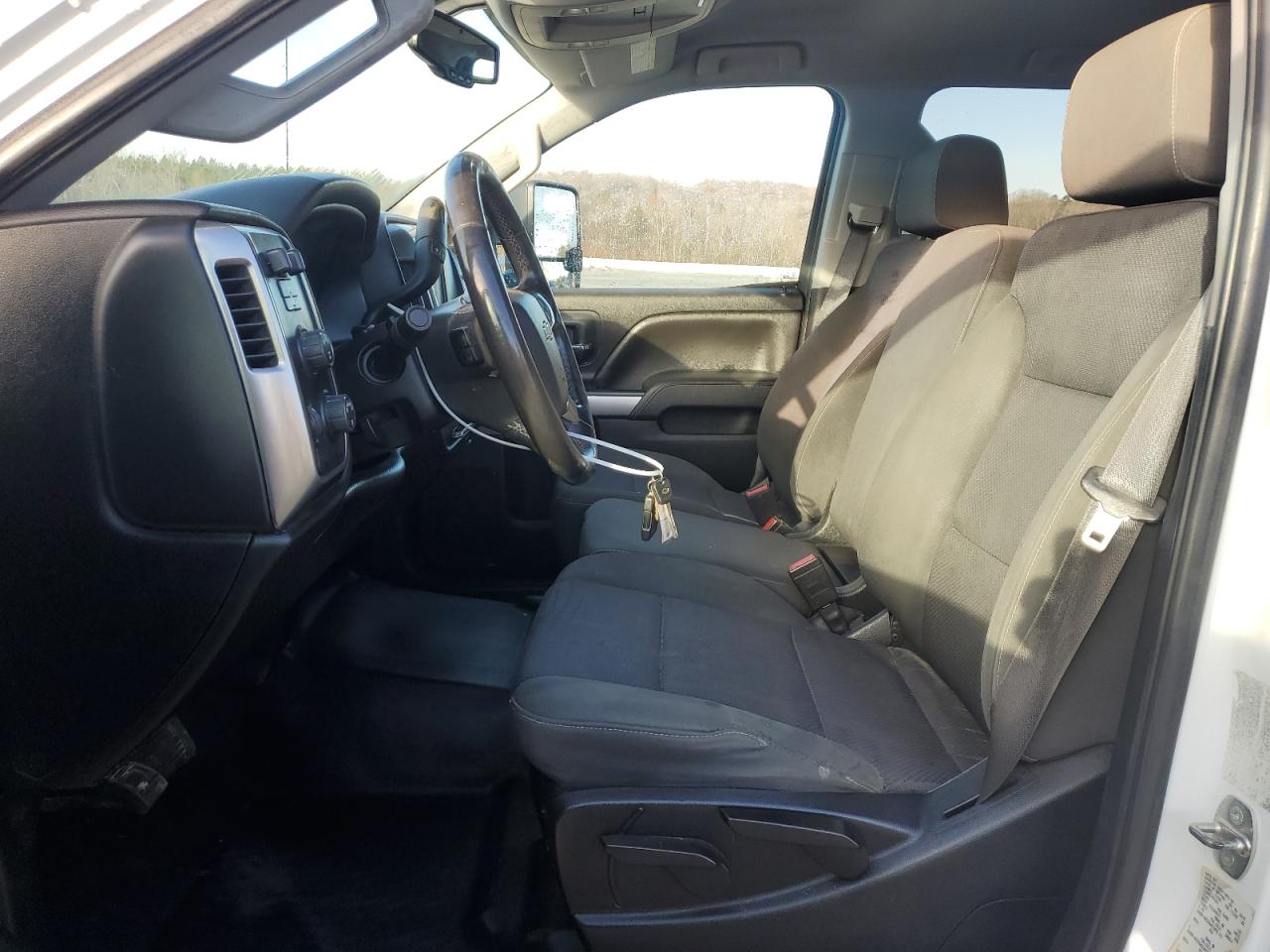 2018 Chevrolet Silverado - Image 7