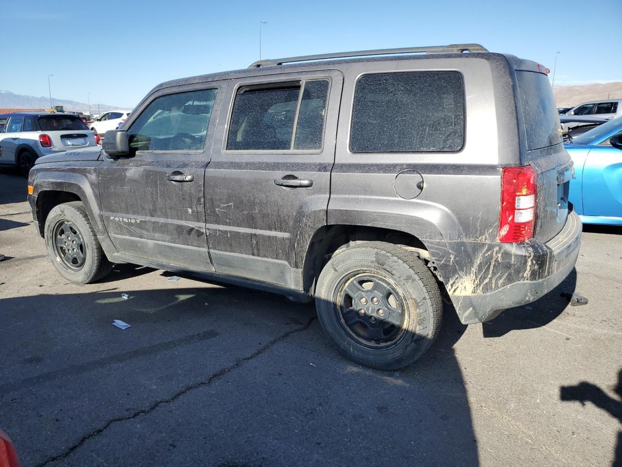 2017 Jeep Liberty (Patriot) - Image 2