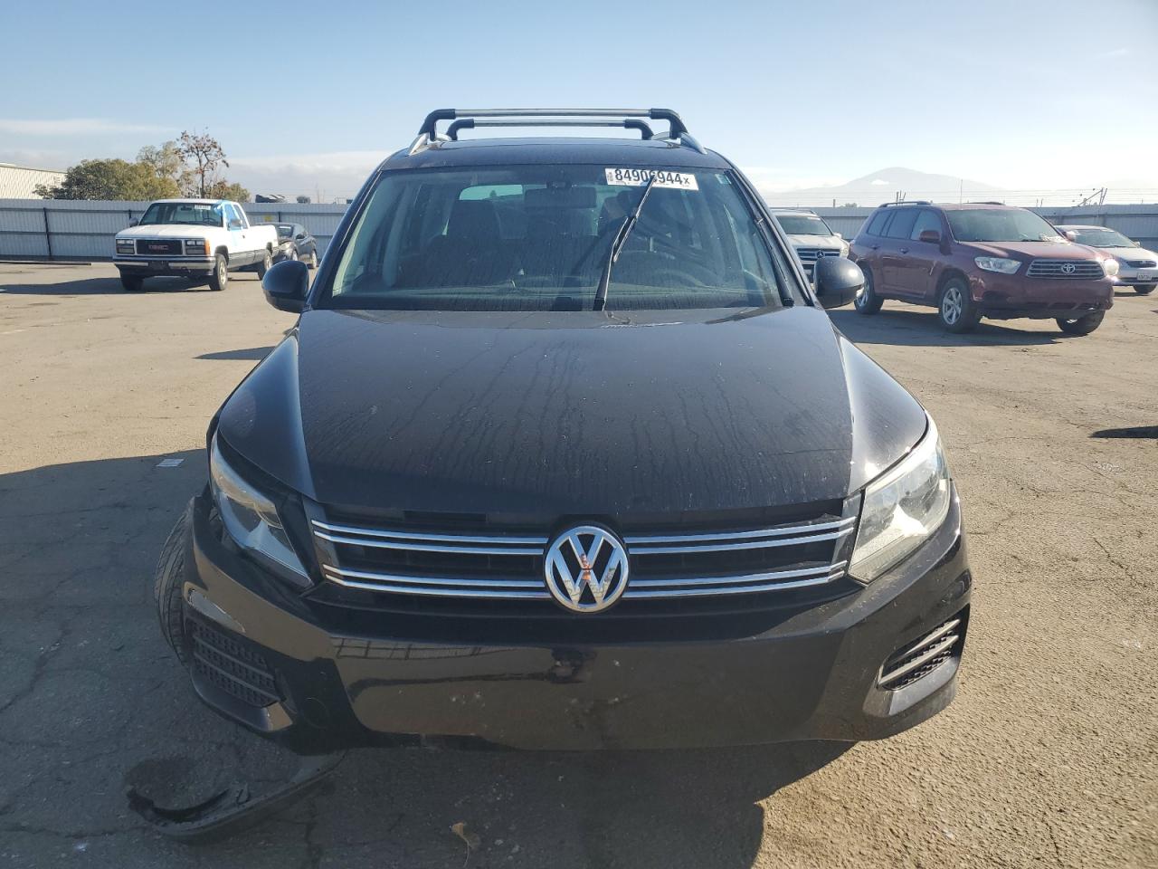 2017 Volkswagen Tiguan - Image 5