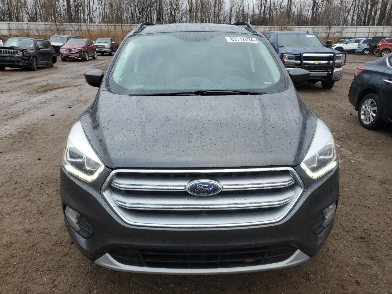 VIN 1FMCU0GD0HUA91832 2017 FORD ESCAPE no.5