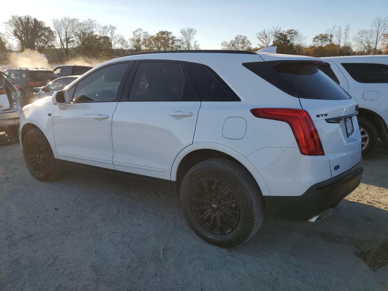 2019 Cadillac XT5 - Image 2