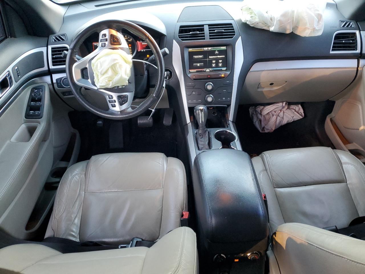 2014 Ford Explorer - Image 8