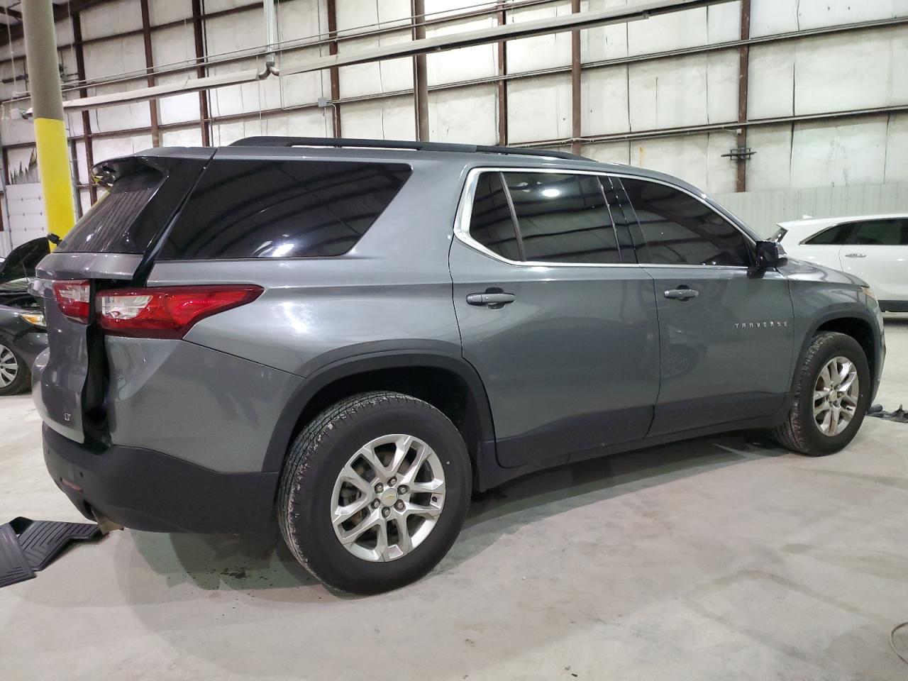 2019 Chevrolet Traverse - Image 3