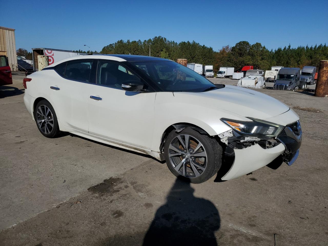 2017 Nissan Maxima - Image 4