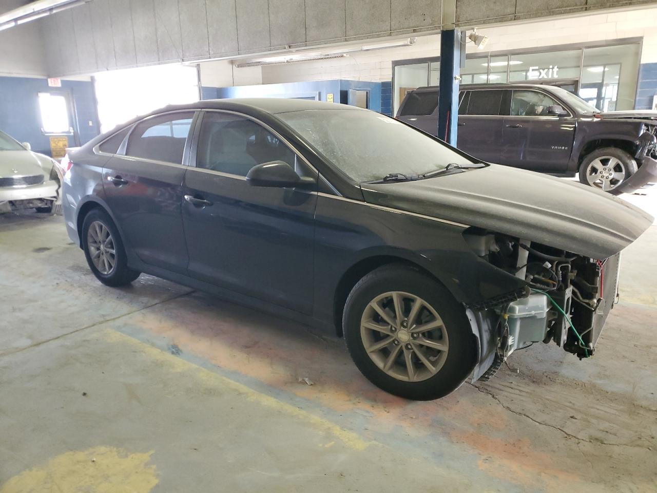 2018 Hyundai Sonata - Image 4