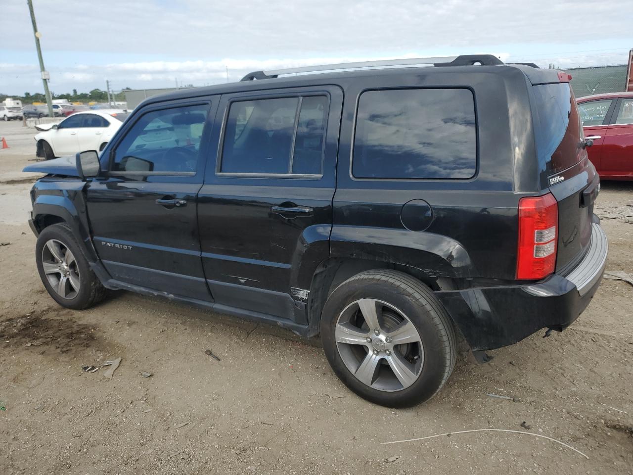 VIN 1C4NJPFA5GD550776 2016 JEEP PATRIOT no.2