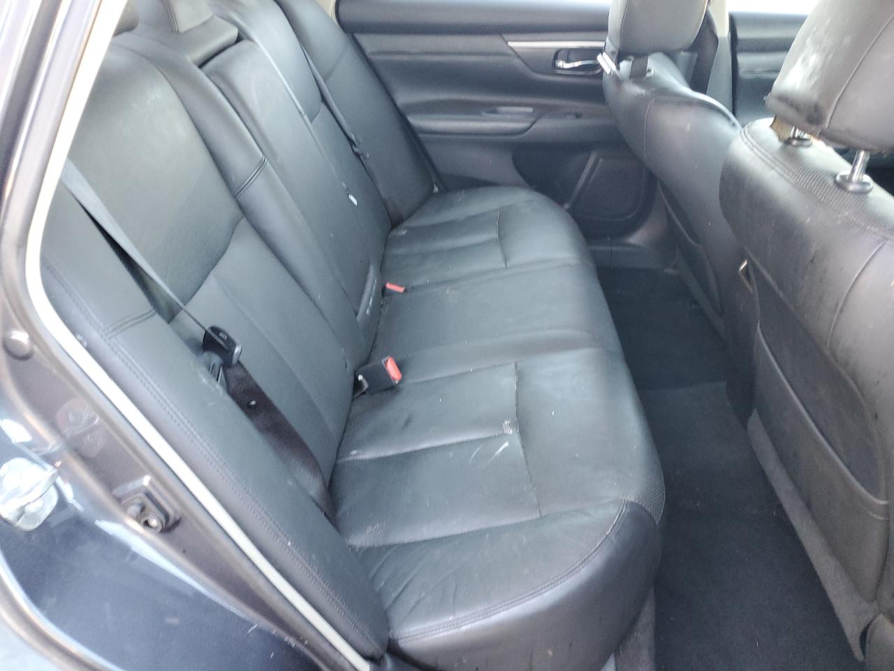 2013 Nissan Altima - Image 10