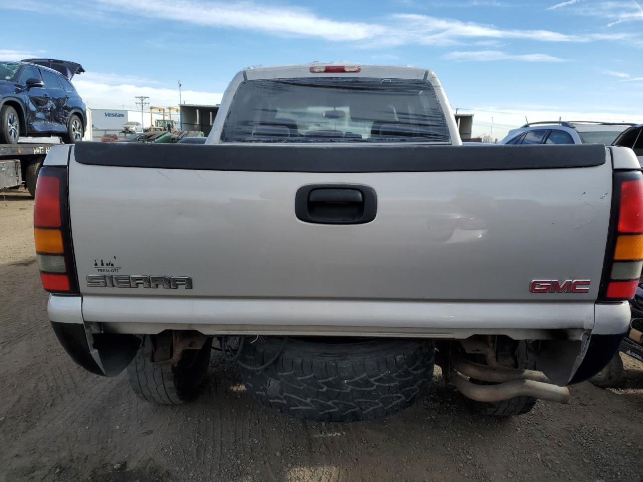 2005 GMC Sierra K1500 Heavy Duty VIN: 1GTGK13U45F891332 Lot: 84940244