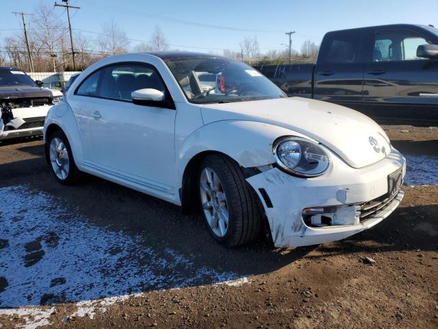  VOLKSWAGEN BEETLE 2016 Белы