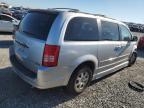 2009 Chrysler Town & Country Touring продається в Earlington, KY - Front End