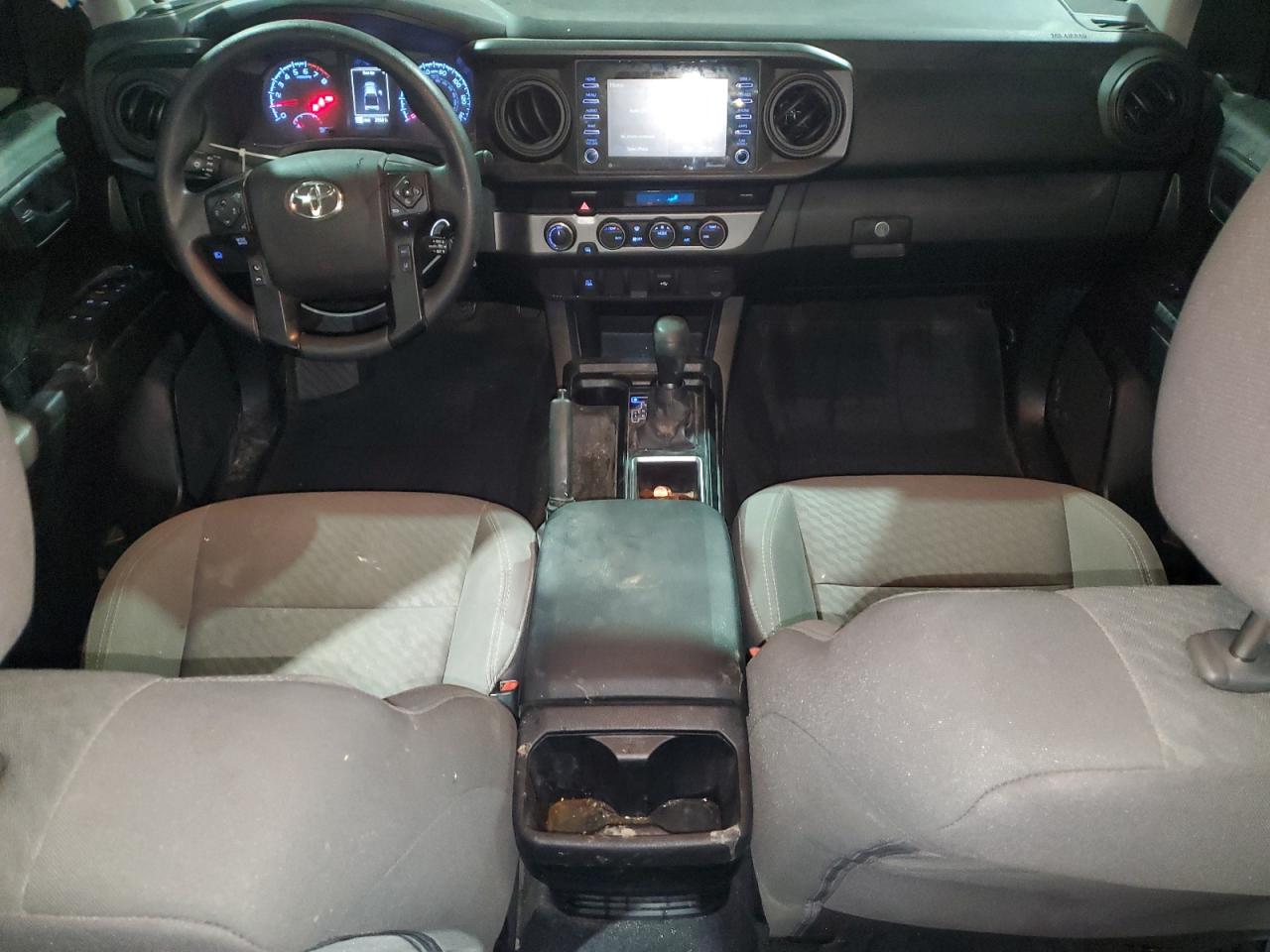 2022 Toyota Tacoma - Image 8
