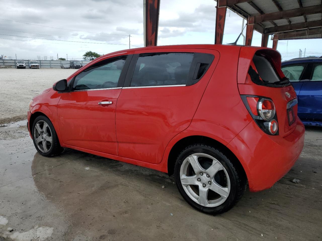 VIN 1G1JE6SHXD4134789 2013 CHEVROLET SONIC no.2