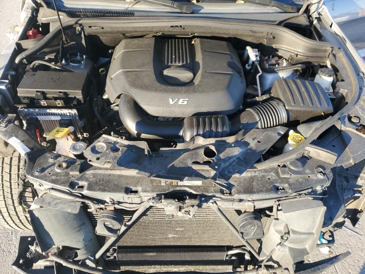 2015 Jeep Grand Cherokee - Image 12
