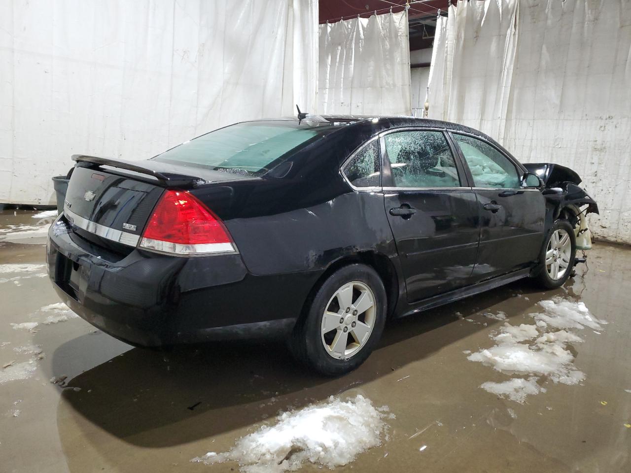 2010 Chevrolet Impala - Image 3