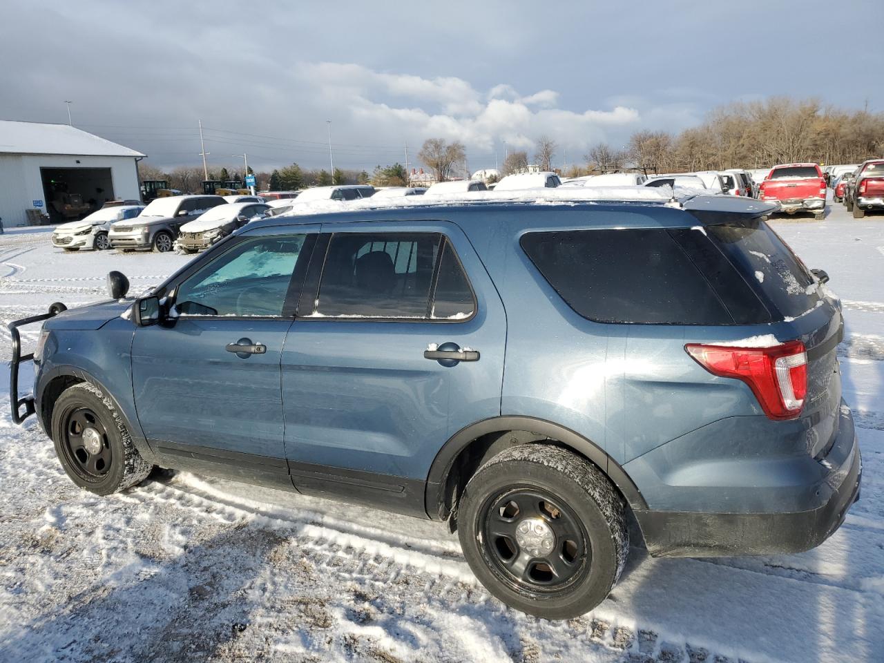 2017 Ford Explorer - Image 2