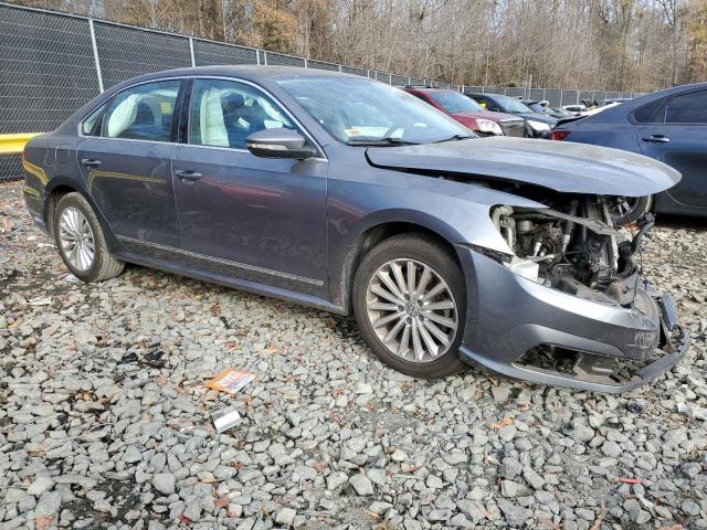  VOLKSWAGEN PASSAT 2017 Gray