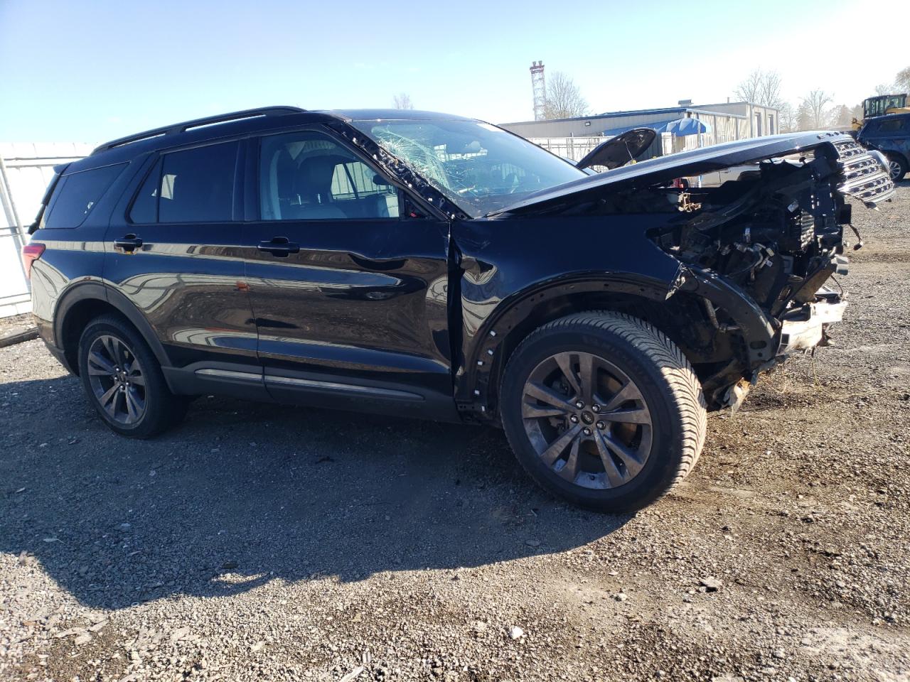 2022 Ford Explorer - Image 4