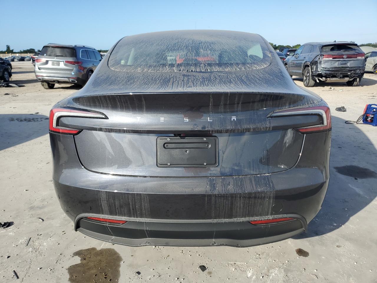 2025 Tesla Model 3 VIN: 5YJ3E1EA7SF892211 Lot: 84003104