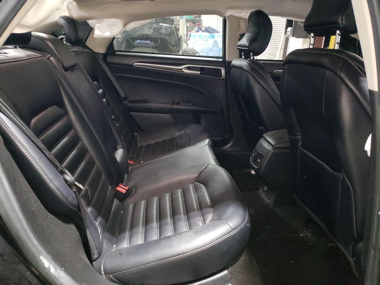 2019 Ford Fusion - Image 11