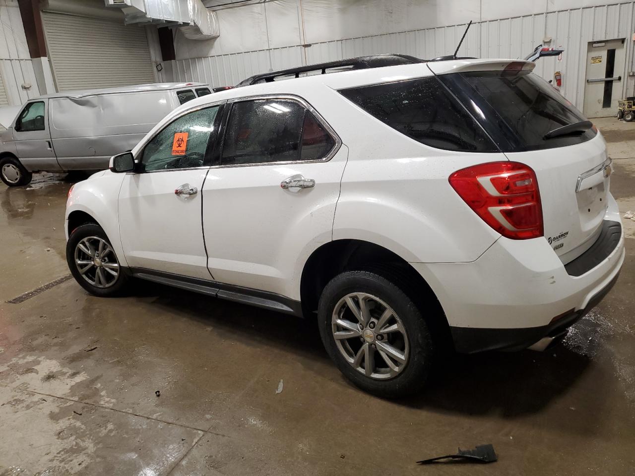 2016 Chevrolet Equinox - Image 2