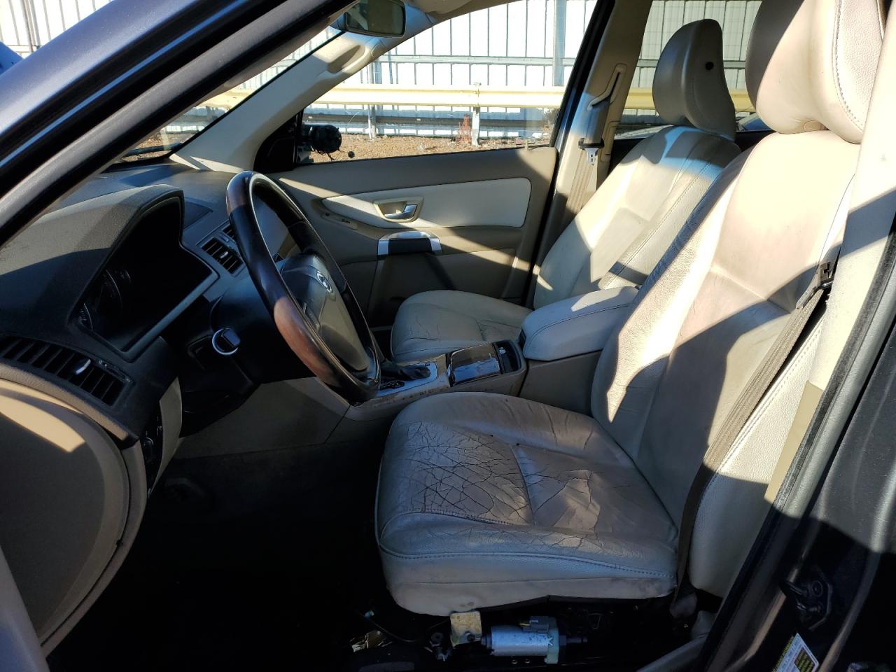 2008 Volvo XC90 - Image 7