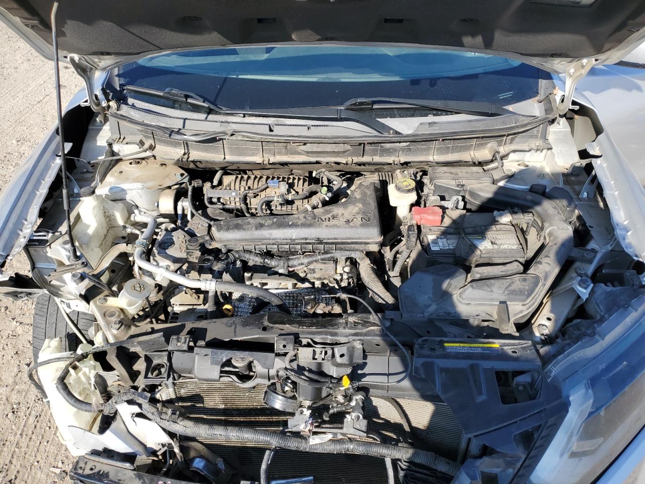 2018 Nissan Rogue - Image 14