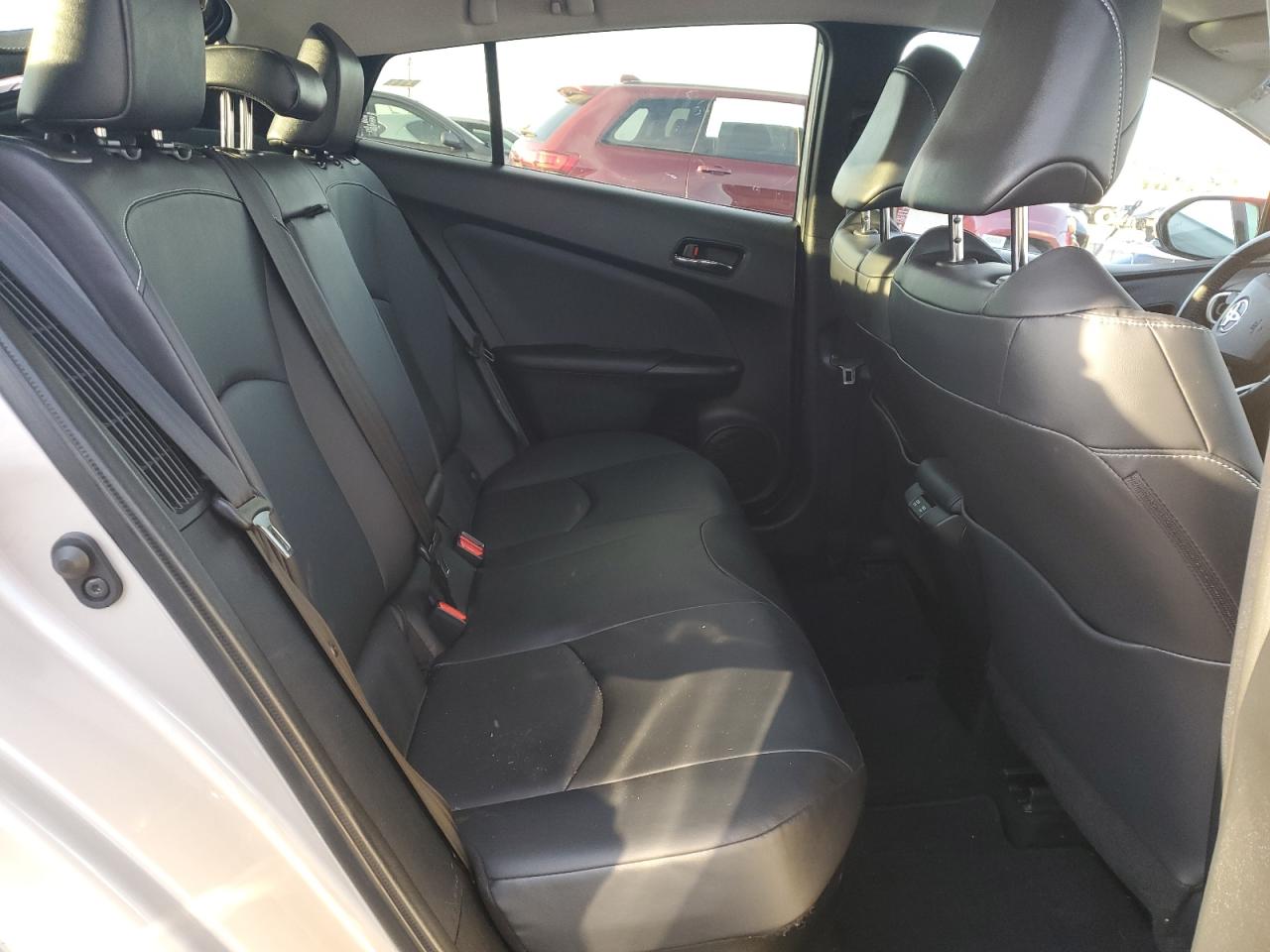 2022 Toyota Prius Prime Le VIN: JTDKAMFPXN3210371 Lot: 87244264