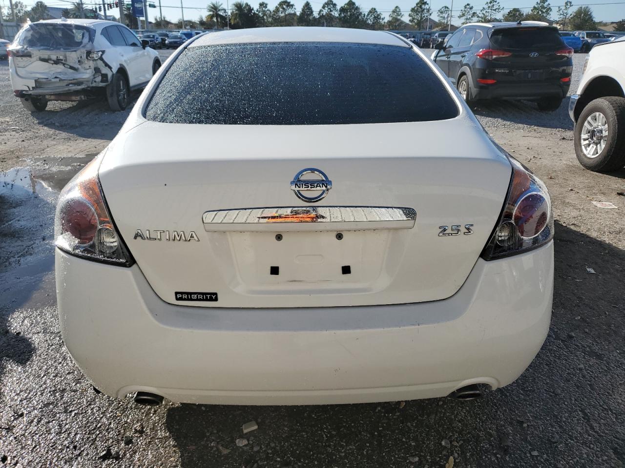 2009 Nissan Altima - Image 6
