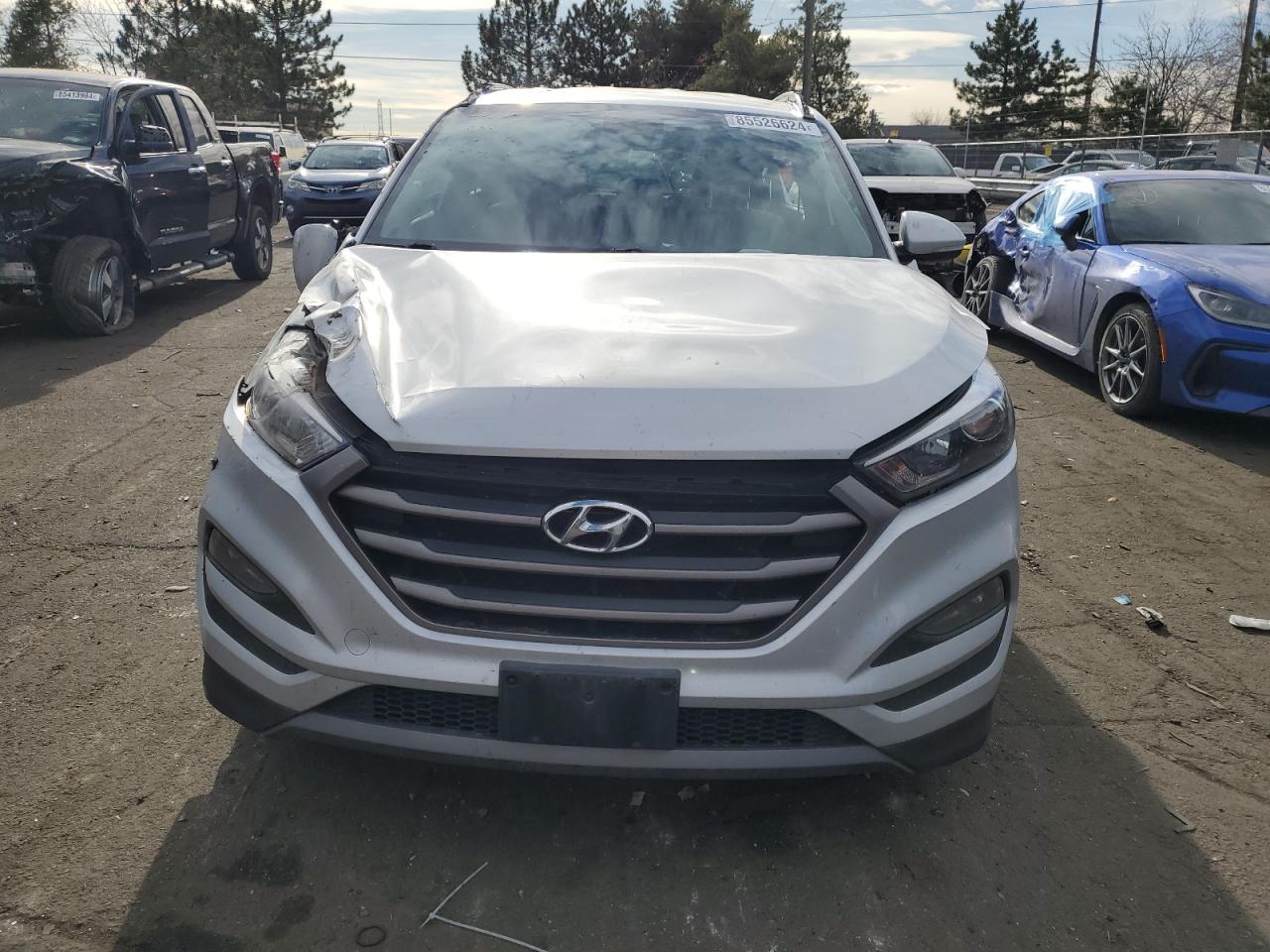 VIN KM8J3CA28GU110774 2016 HYUNDAI TUCSON no.5