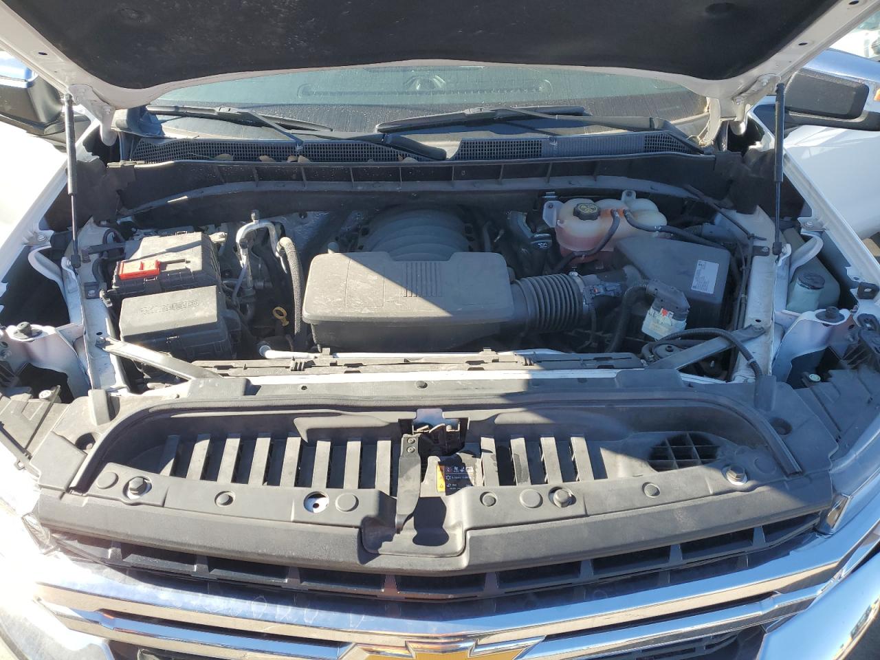 2019 Chevrolet Silverado - Image 11