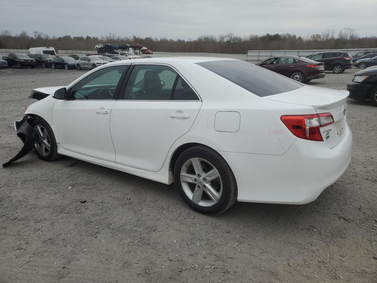 VIN 4T1BF1FK4EU326160 2014 TOYOTA CAMRY no.2