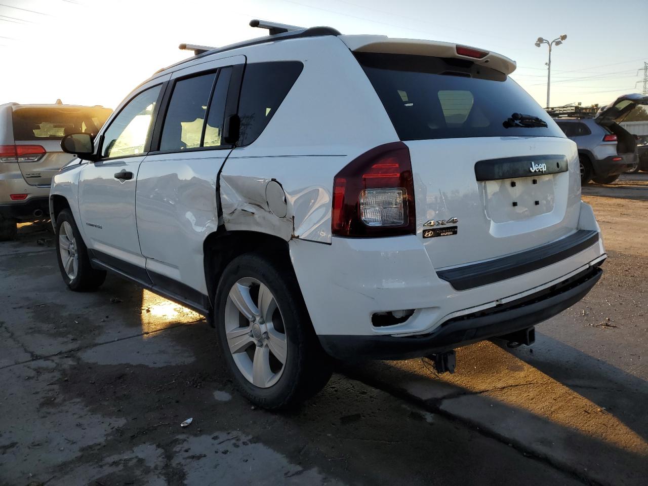 2017 Jeep Compass - Image 2
