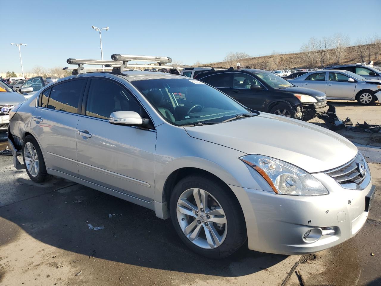 2011 Nissan Altima - Image 4