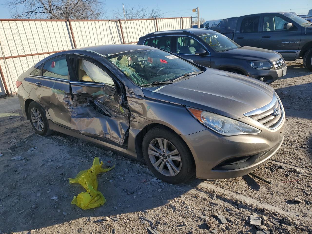 2014 Hyundai Sonata - Image 4