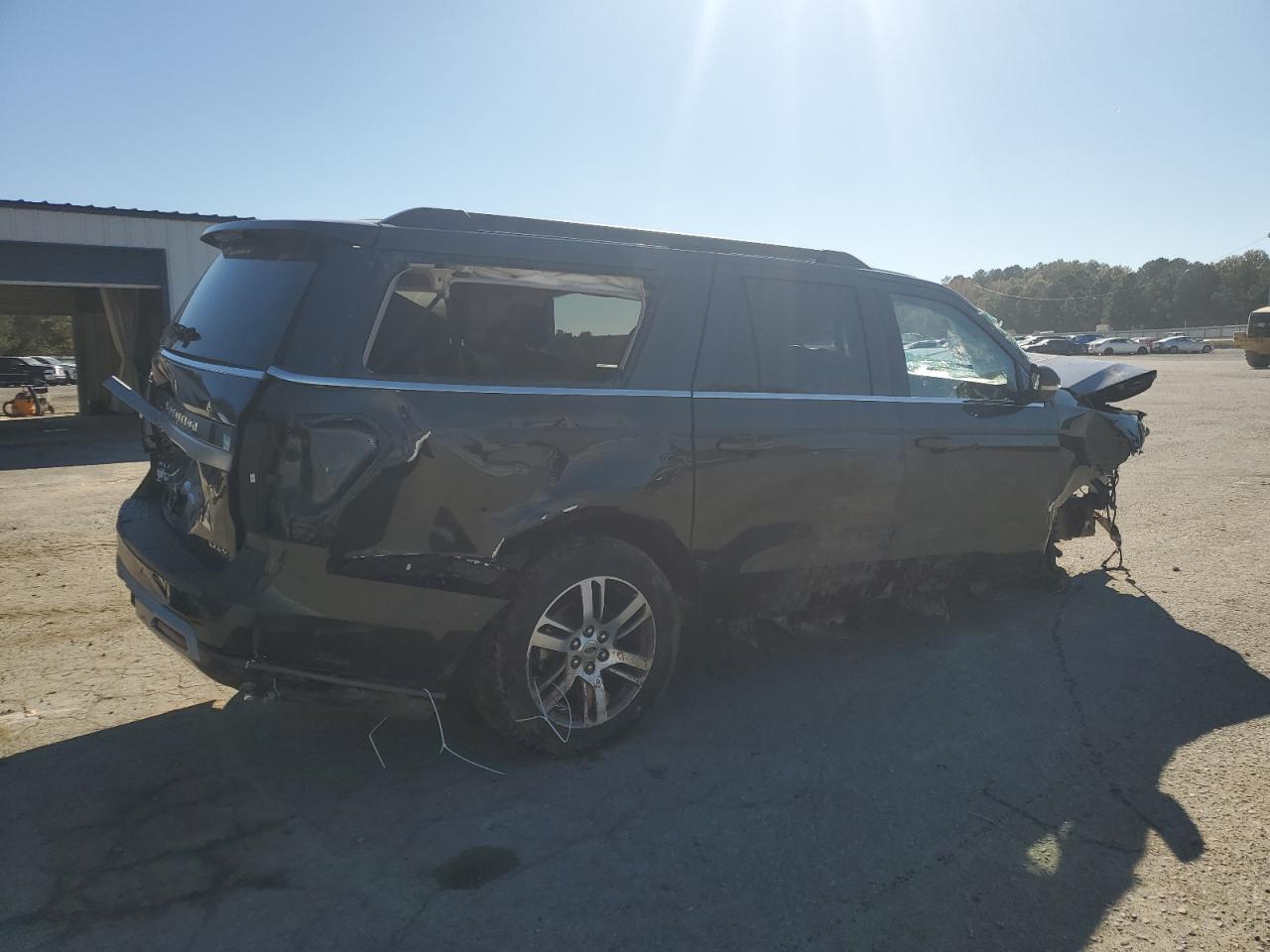 2023 Ford Expedition - Image 3