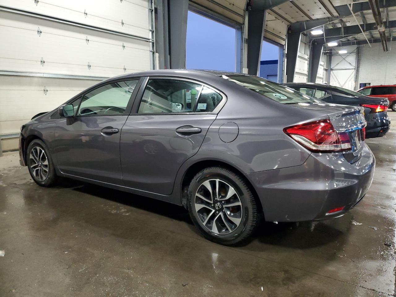 19XFB2F83FE038920 2015 HONDA CIVIC - Image 2