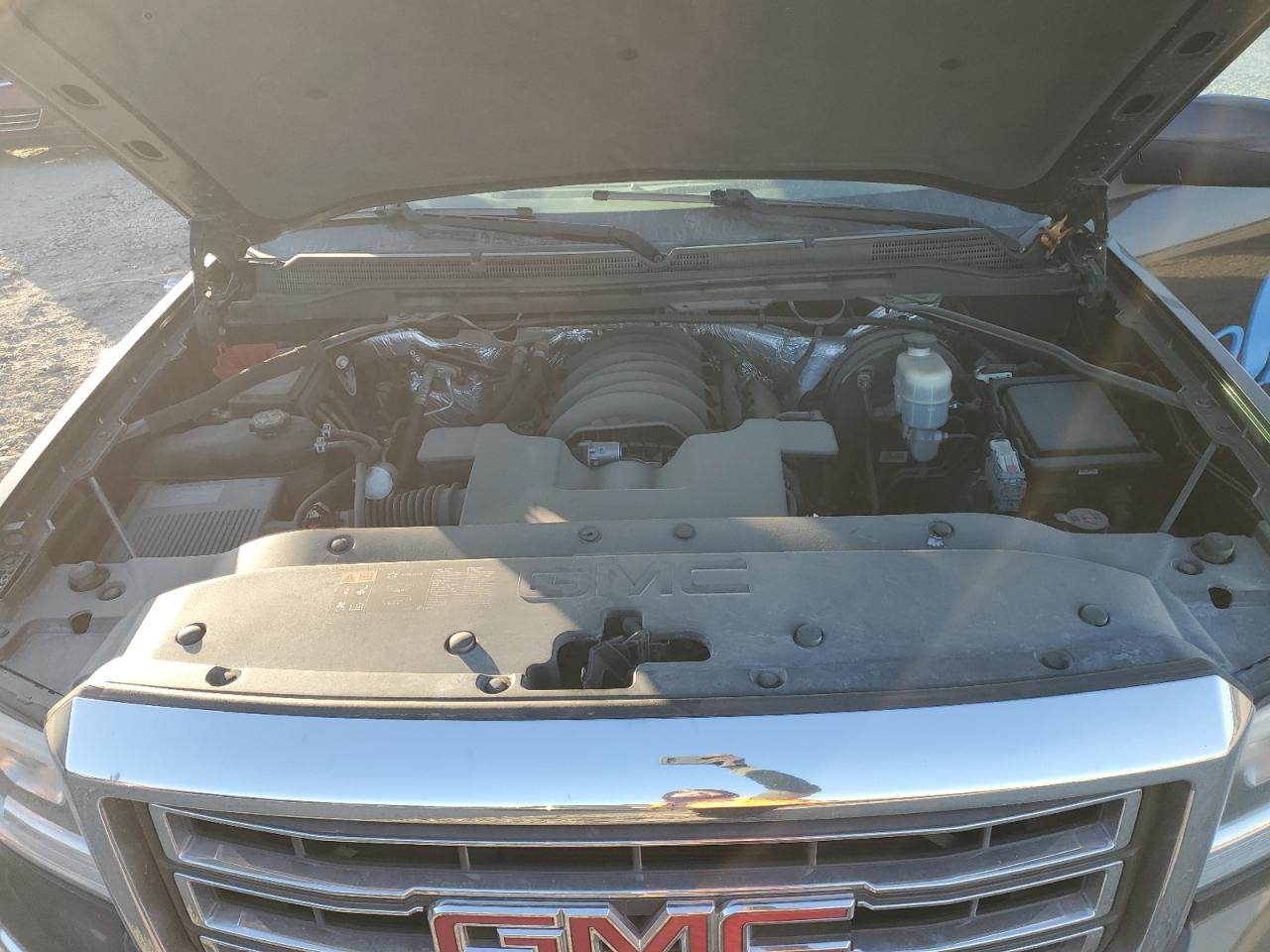 2015 GMC Sierra - Image 11