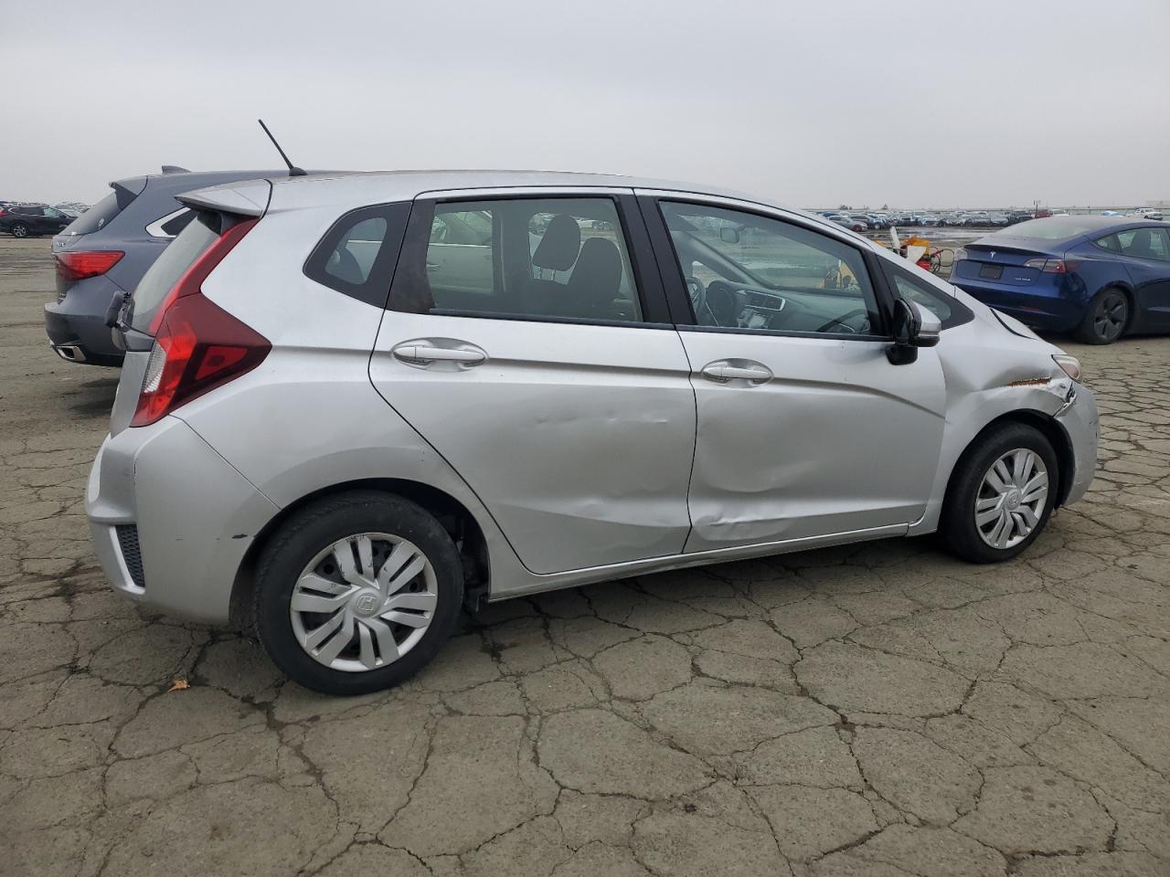 VIN JHMGK5H58GX027811 2016 HONDA FIT no.3