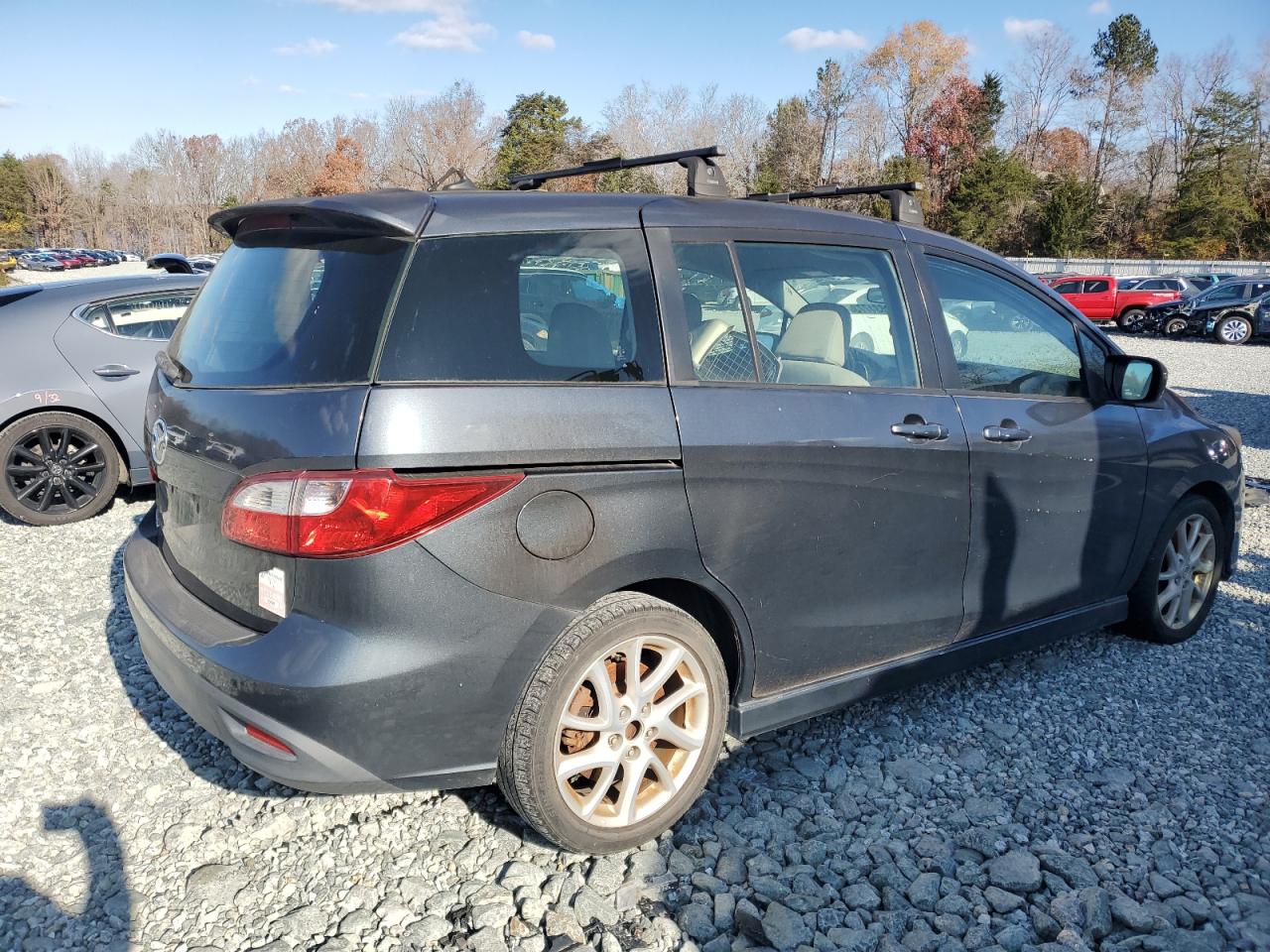 2012 Mazda 5 - Image 3