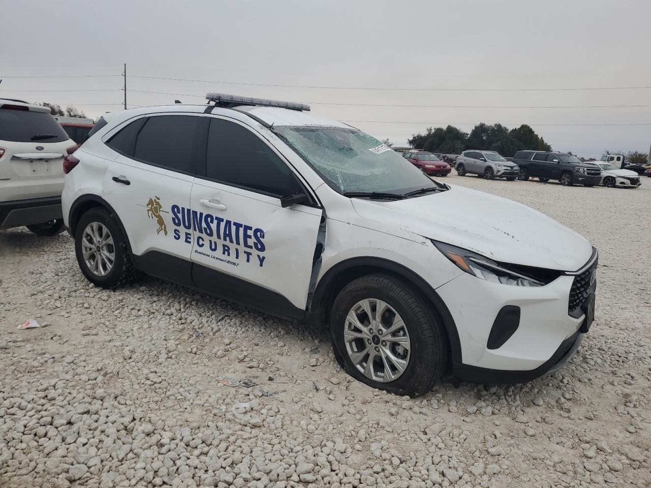 2023 Ford Escape - Image 4