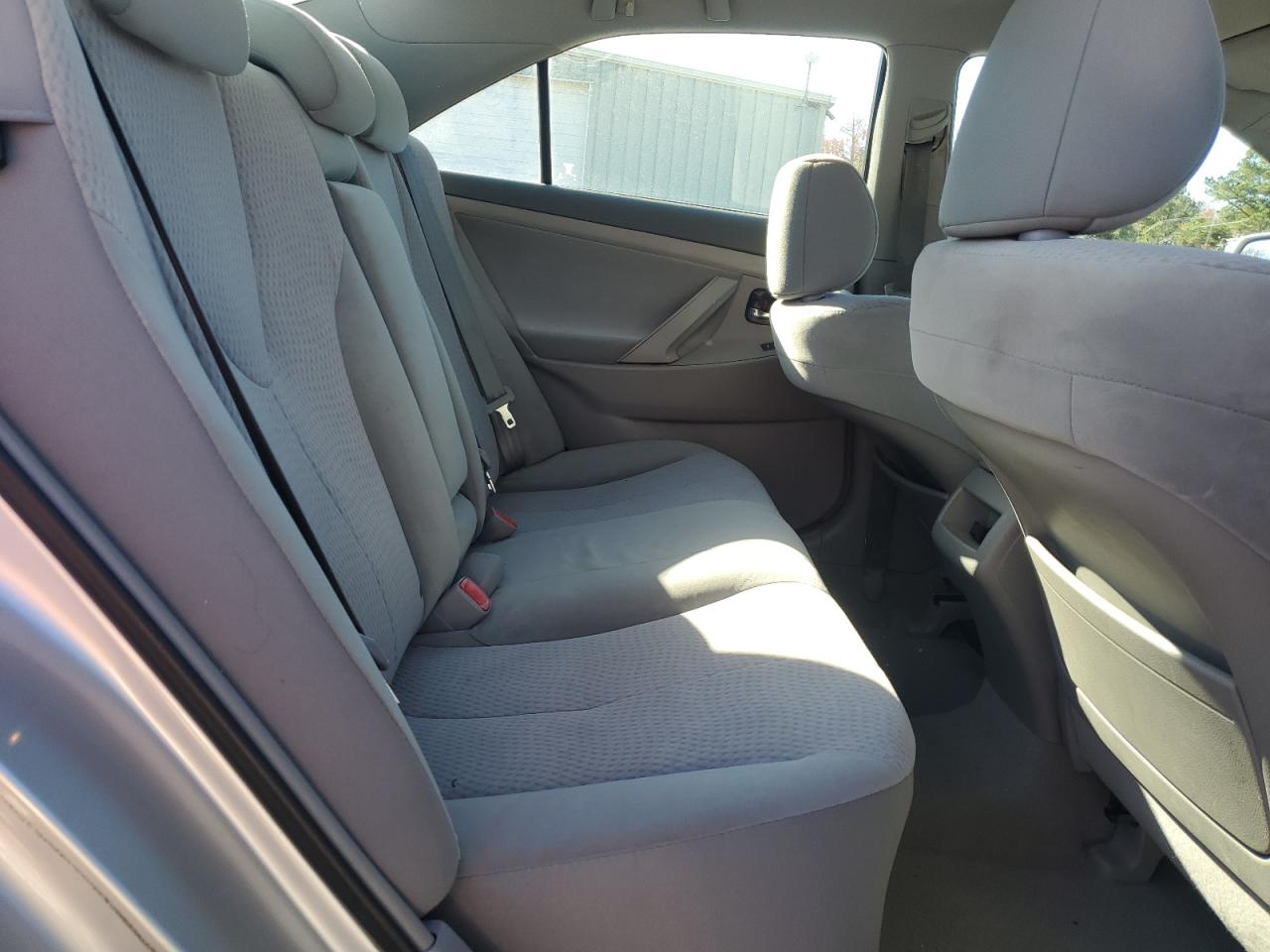 2011 Toyota Camry - Image 10