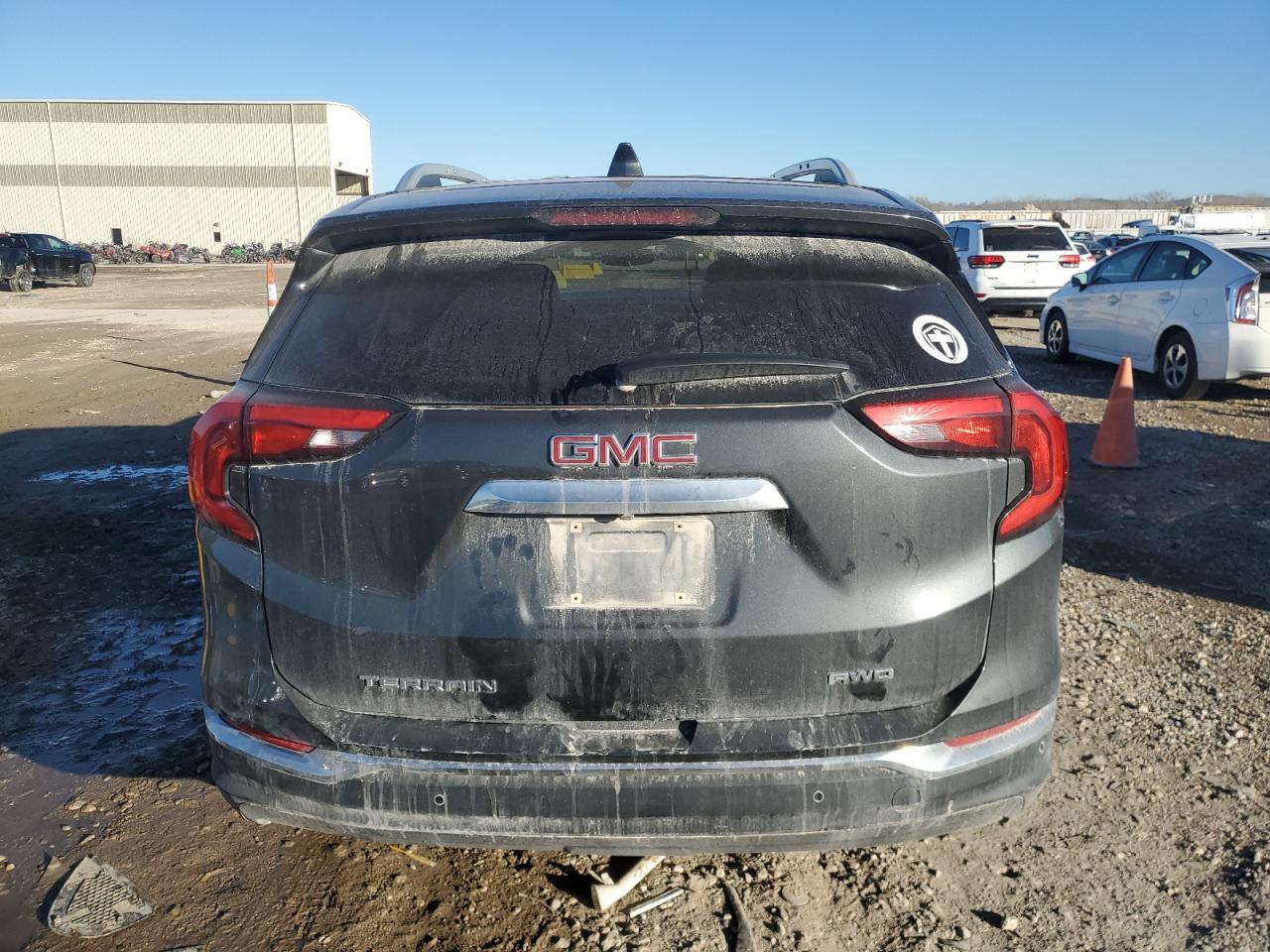 2018 GMC Terrain - Image 6