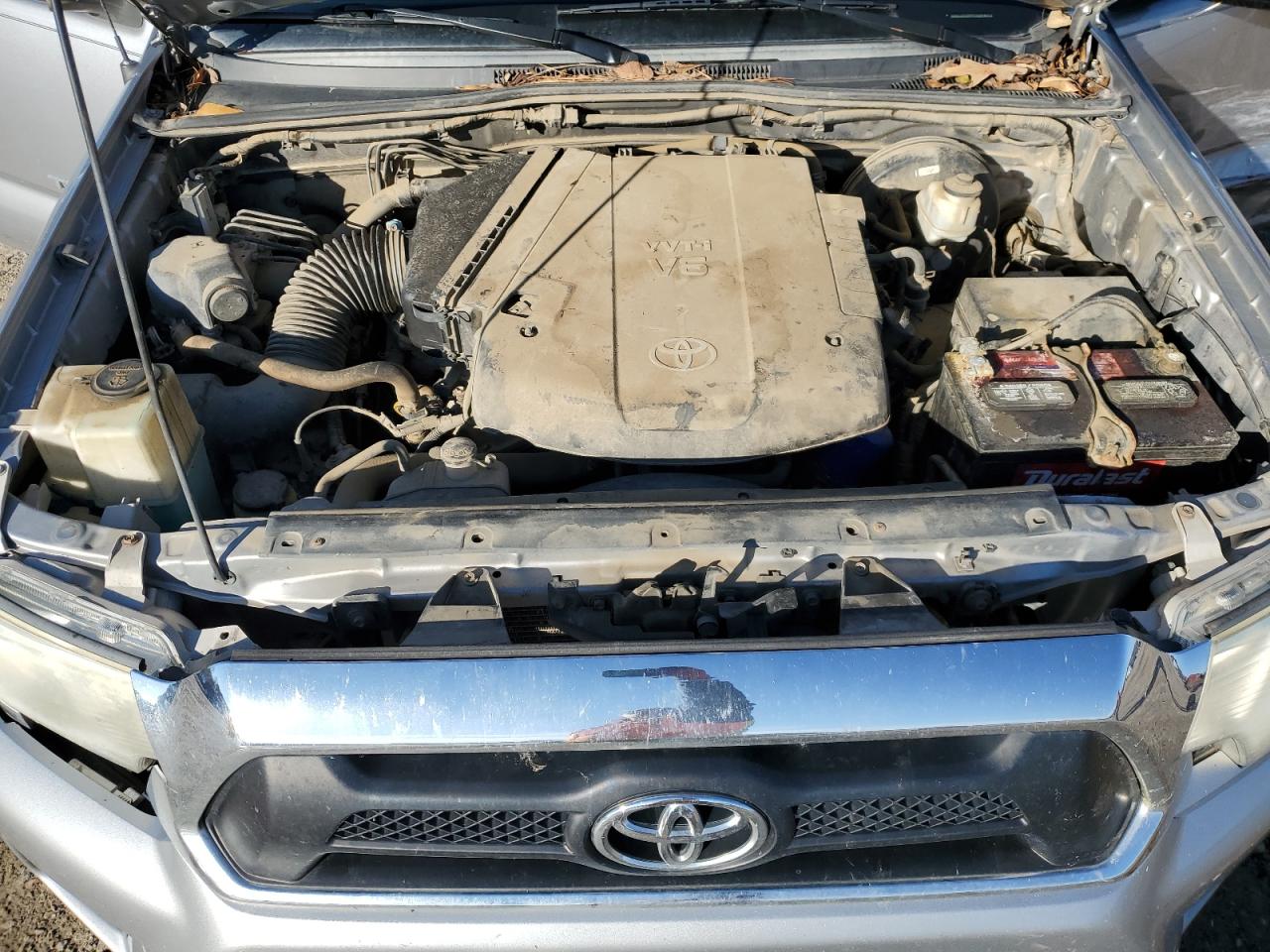 2014 Toyota Tacoma - Image 12