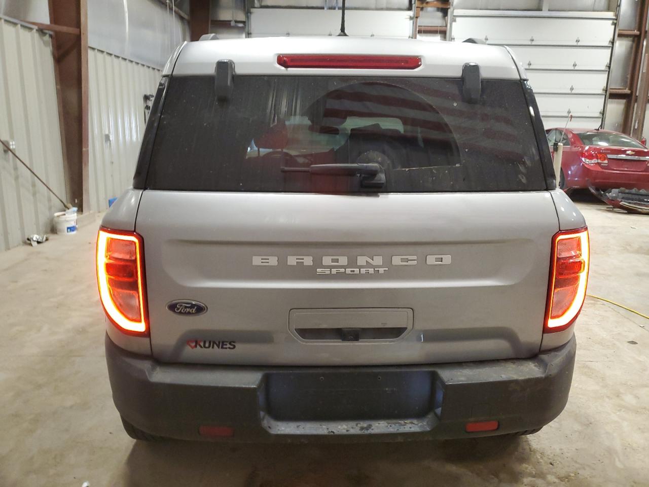 2021 Ford Bronco - Image 6